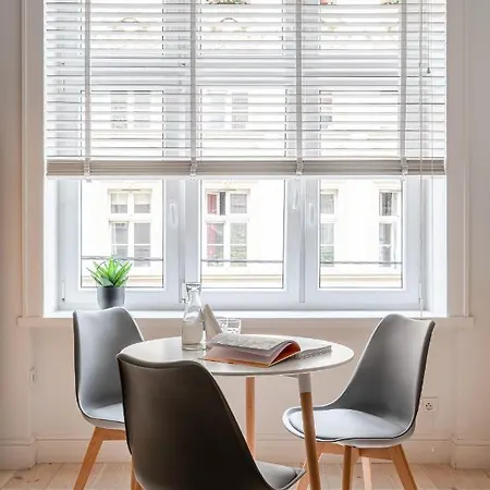 Rynek Stare 5 - Klima Netflix * Wrocław