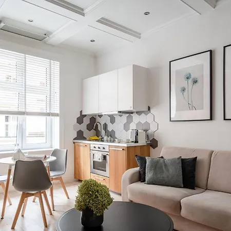 Rynek Stare 5 - Klima Netflix Wrocław