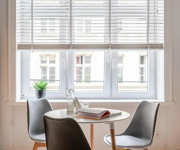 Rynek Stare 5 - Klima Netflix * Wrocław